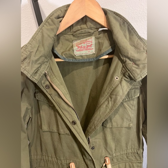 Levi’s Field Jacket - Picture 2 of 2